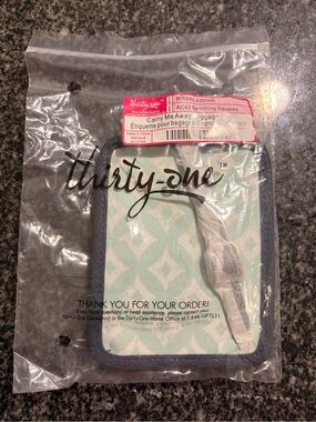 thirty-one Mint Geo Pattern Luggage Tag with Navy Trim
